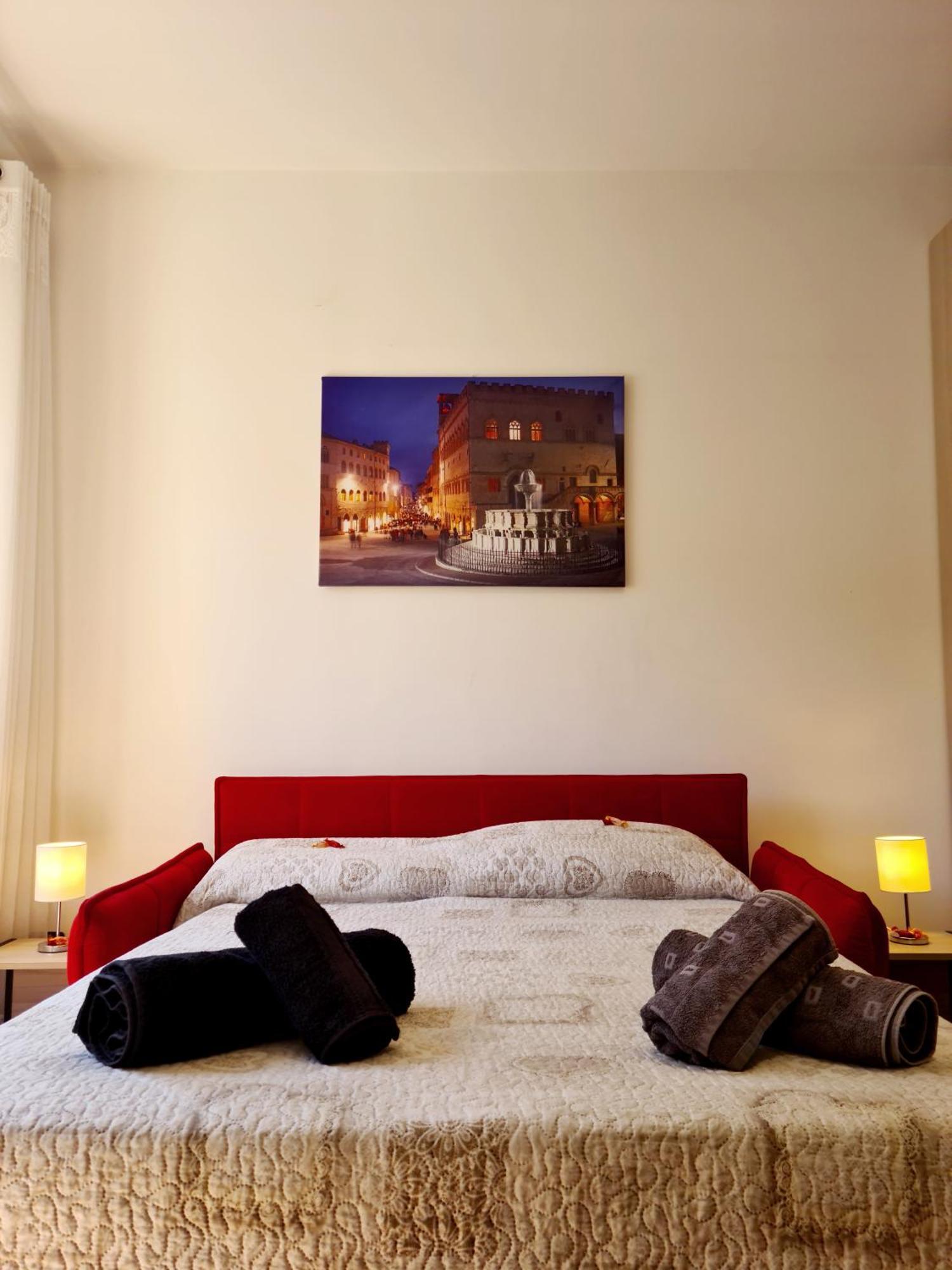 Ampio E Luminoso Monolocale Apartment Perugia Bagian luar foto
