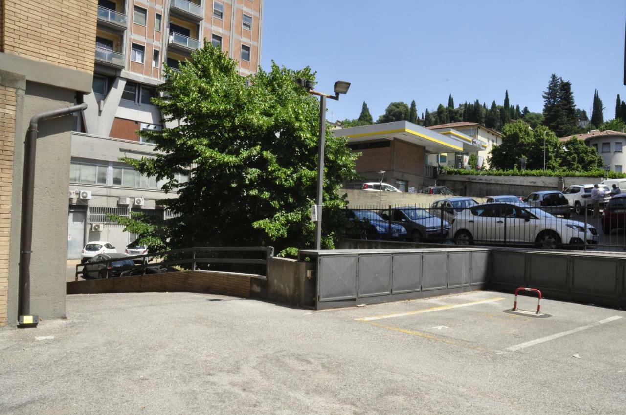 Ampio E Luminoso Monolocale Apartment Perugia Bagian luar foto